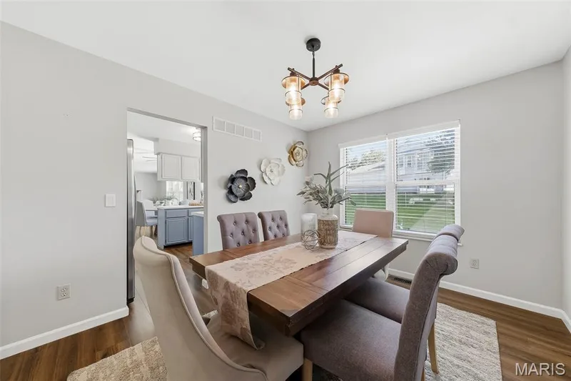 1418 Venus Drive, St Peters, MO 63376 — listing photo 6 of 25