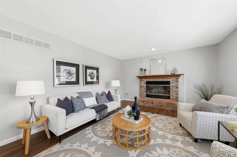 1418 Venus Drive, St Peters, MO 63376 — listing photo 11 of 25