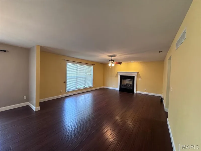 122 Pine Needle Drive, Wentzville, MO 63385 — listing photo 4 of 18