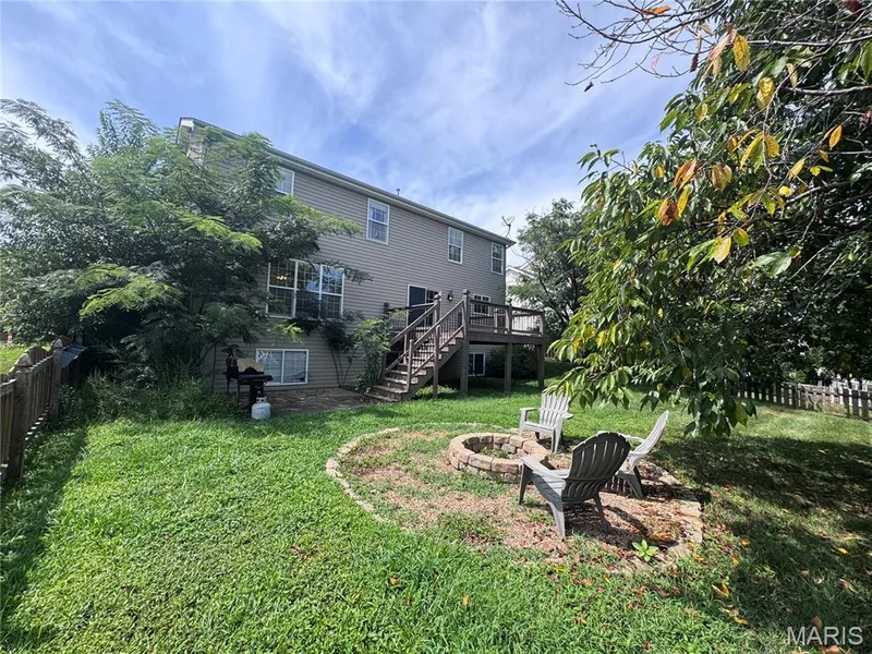 122 Pine Needle Drive, Wentzville, MO 63385 — listing photo 16 of 18