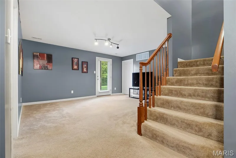 407 English Manor Drive, Wentzville, MO 63385 — listing photo 31 of 49