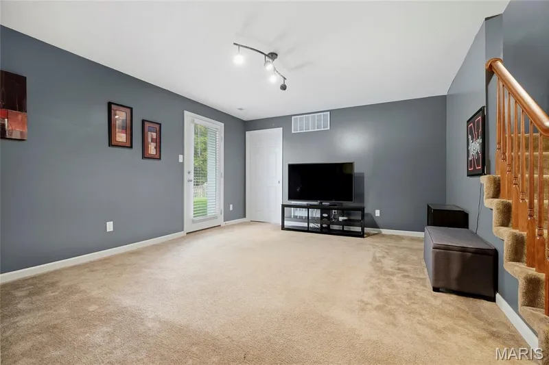407 English Manor Drive, Wentzville, MO 63385 — listing photo 32 of 49