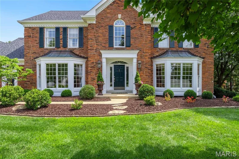 1803 Autumn Glen Court, Chesterfield, MO 63017 — listing photo 3 of 56