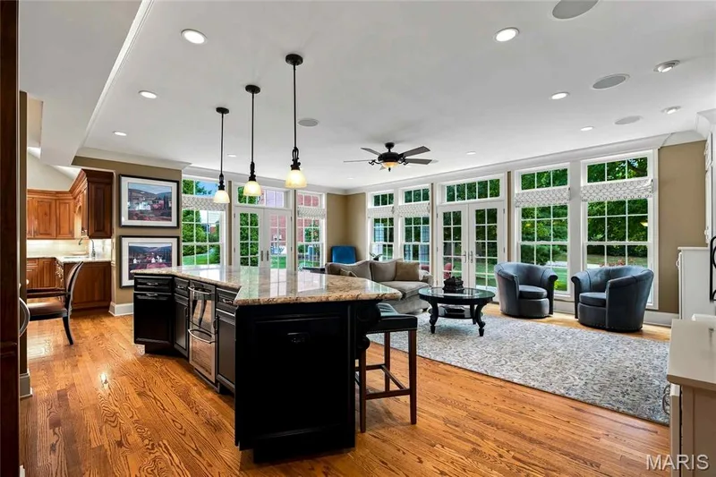 1803 Autumn Glen Court, Chesterfield, MO 63017 — listing photo 12 of 56
