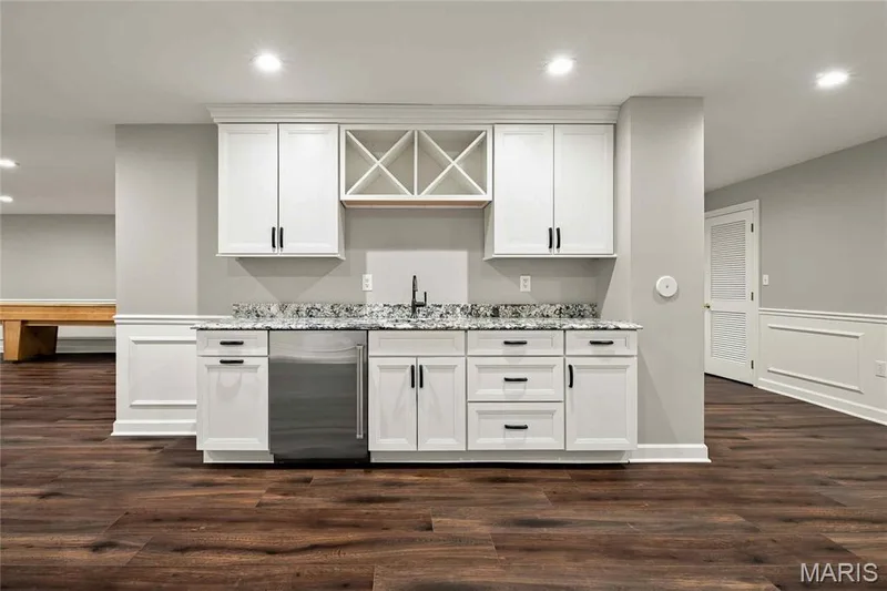 1803 Autumn Glen Court, Chesterfield, MO 63017 — listing photo 43 of 56