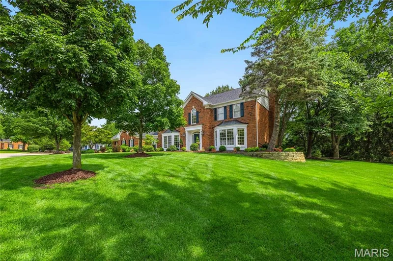 1803 Autumn Glen Court, Chesterfield, MO 63017 — listing photo 47 of 56