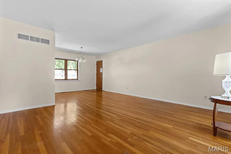 Natural & Overhead Lighting — 1001 Wilmington Drive, St Charles, MO 63301
