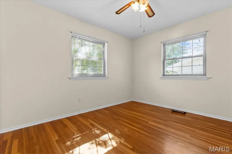 Natural & Overhead Light — 1001 Wilmington Drive, St Charles, MO 63301