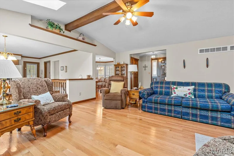 Vaulted Ceiling Great Room — 358 Carriage Trail Court, O'Fallon, MO 63368