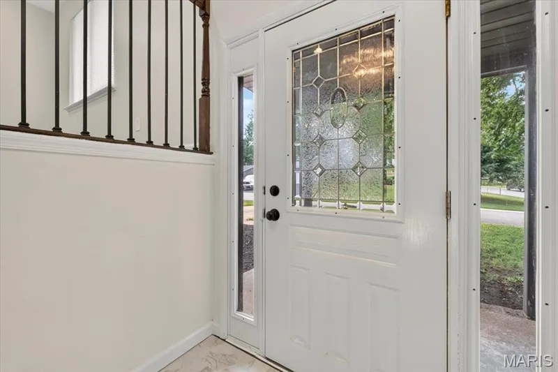 2026 Dawson Drive, St Charles, MO 63301 — listing photo 6 of 60