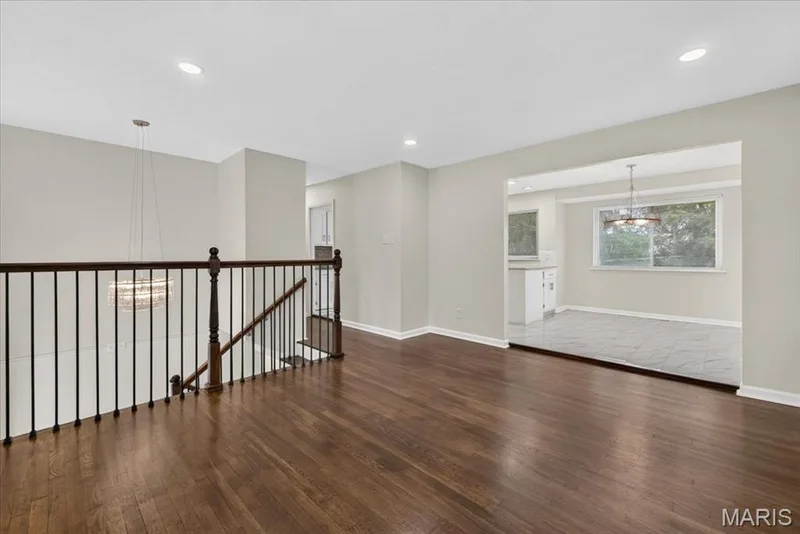 2026 Dawson Drive, St Charles, MO 63301 — listing photo 15 of 60