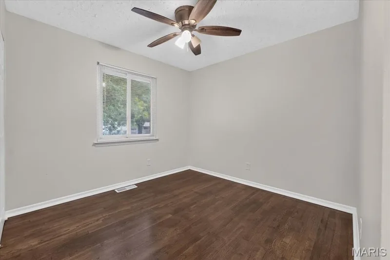2026 Dawson Drive, St Charles, MO 63301 — listing photo 31 of 60