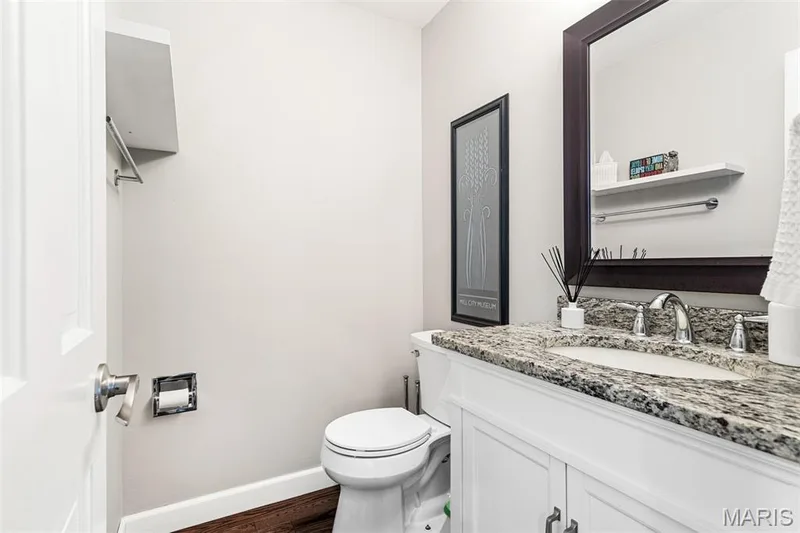 718 Cedar Field Court, Chesterfield, MO 63017 — listing photo 32 of 74