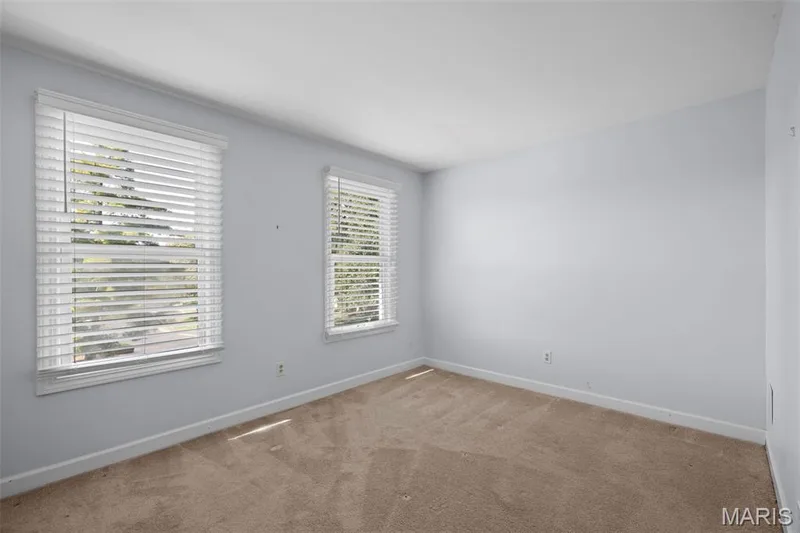 718 Cedar Field Court, Chesterfield, MO 63017 — listing photo 31 of 42