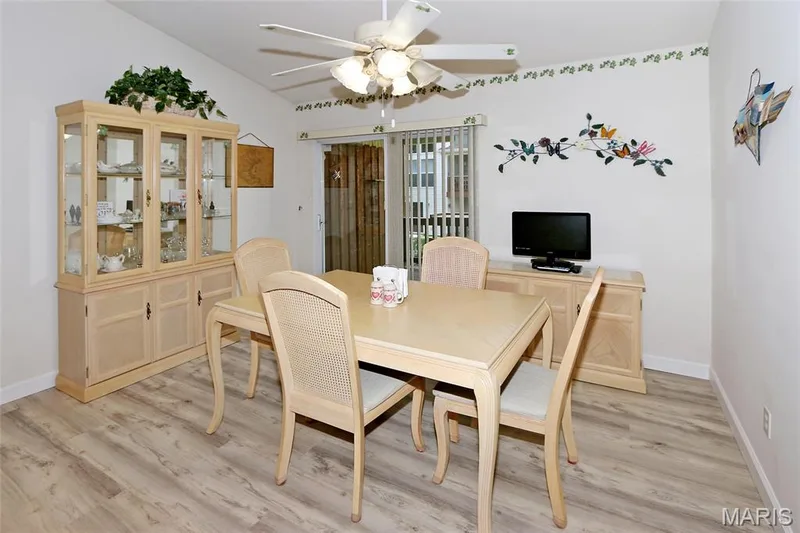 1289 Summergate Parkway #2B, St Peters, MO 63303 — listing photo 11 of 22