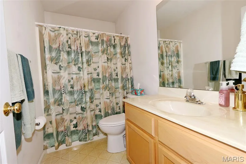 1289 Summergate Parkway #2B, St Peters, MO 63303 — listing photo 16 of 22