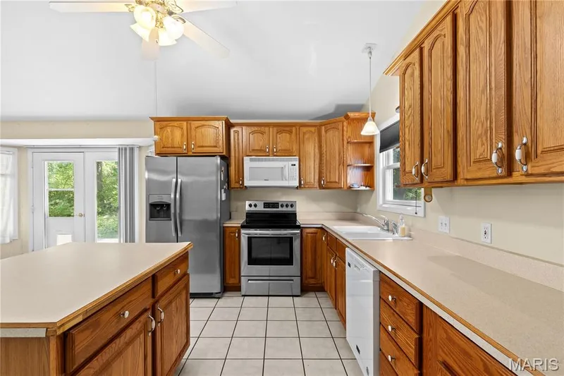 6 Meta Lane, New Melle, MO 63365 — listing photo 15 of 33