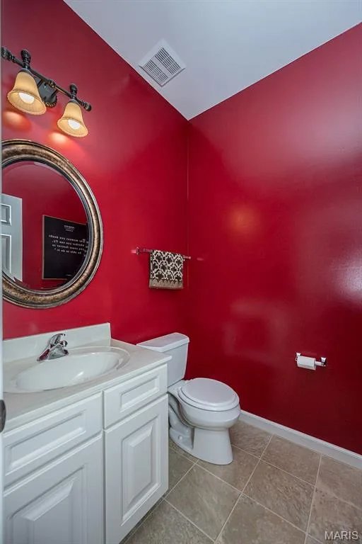 70 Lilac Ridge Court, O'Fallon, MO 63366 — listing photo 11 of 66