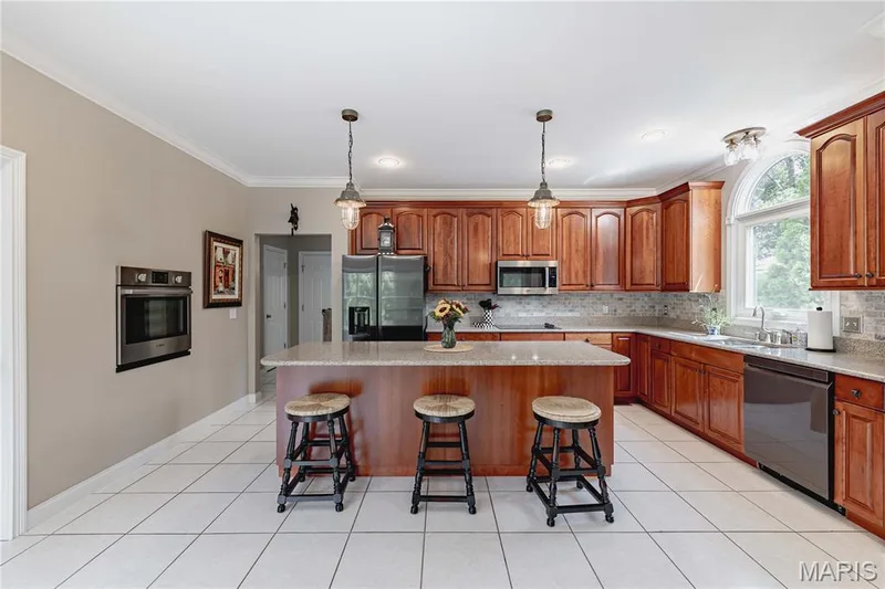 Updated kitchen, dishwasher and microwave new 2024, oven new 2020 — 4484 Kingfisher Court, Augusta, MO 63332