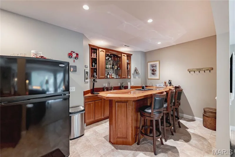 Wetbar — 4484 Kingfisher Court, Augusta, MO 63332