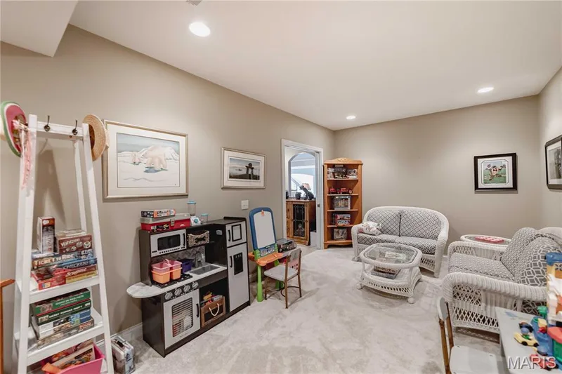 Bonus media room — 4484 Kingfisher Court, Augusta, MO 63332