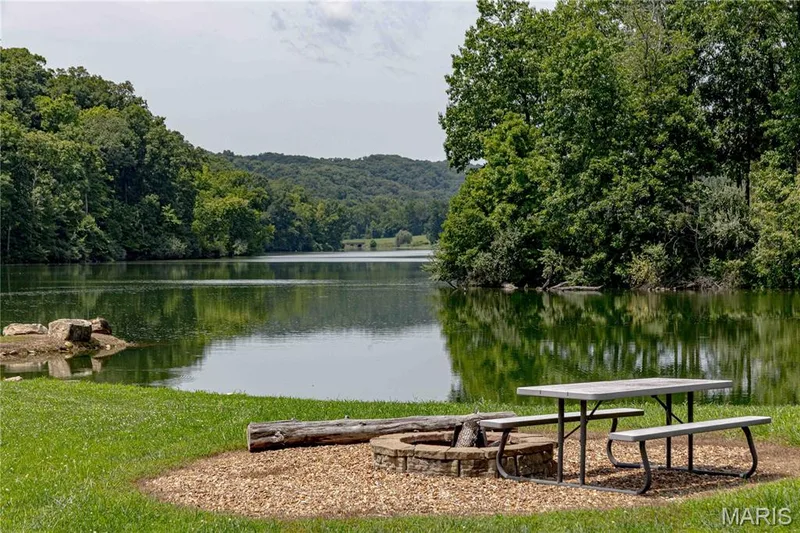 Augusta Shores amenities — 4484 Kingfisher Court, Augusta, MO 63332