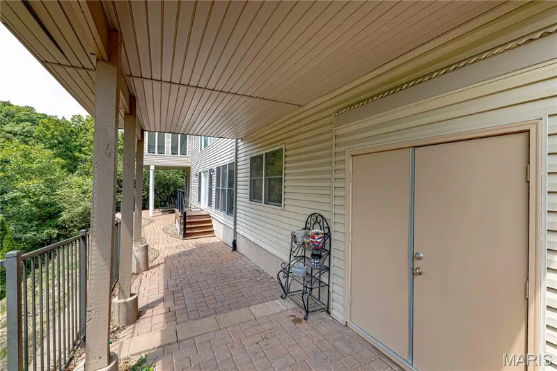 Large storage area with electricity! — 4484 Kingfisher Court, Augusta, MO 63332