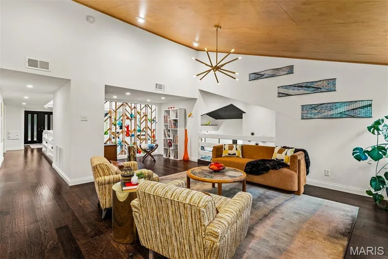 Music room/Lounge is located off hall near Primary — 35 Arrowhead Estates Court, Chesterfield, MO 63017