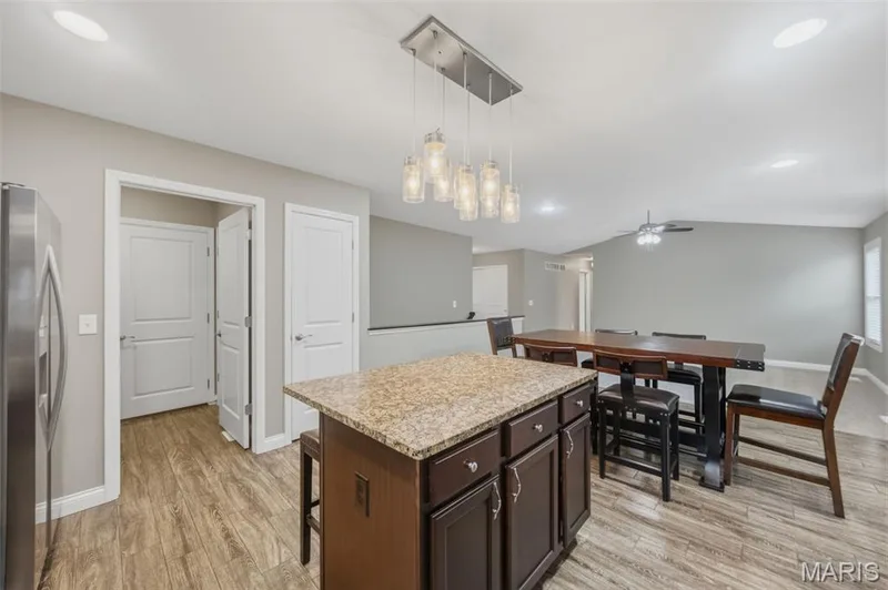454 Honeysuckle Creek Drive, Wentzville, MO 63385 — listing photo 10 of 33