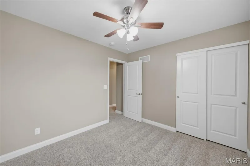 454 Honeysuckle Creek Drive, Wentzville, MO 63385 — listing photo 16 of 33