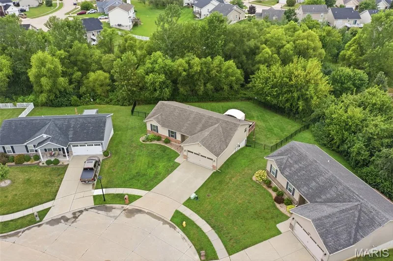 454 Honeysuckle Creek Drive, Wentzville, MO 63385 — listing photo 28 of 33