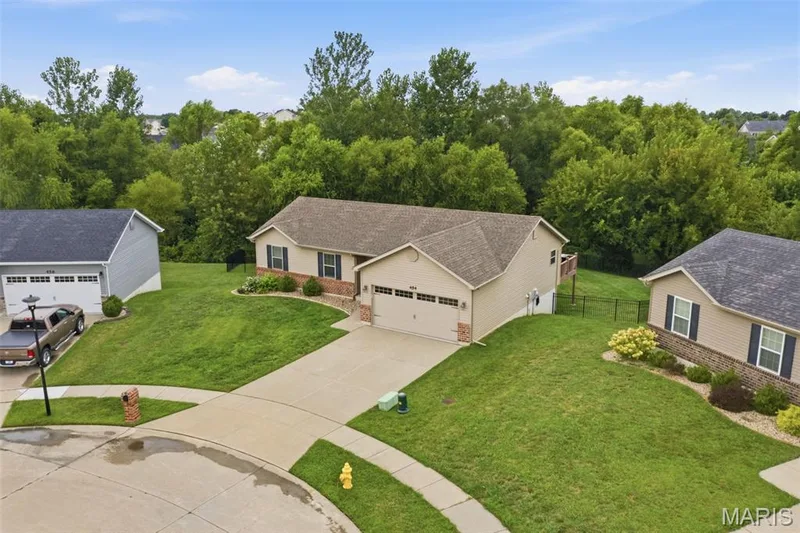 454 Honeysuckle Creek Drive, Wentzville, MO 63385 — listing photo 29 of 33