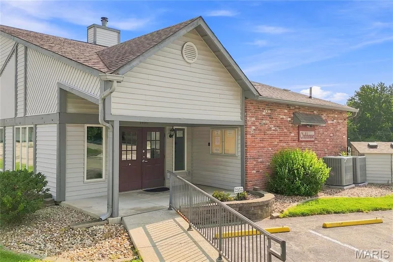 Community Clubhouse — 3405 Sherman Park Drive #4C, St Charles, MO 63303