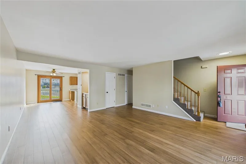 3405 Sherman Park Drive #4C, St Charles, MO 63303 — listing photo 3 of 32