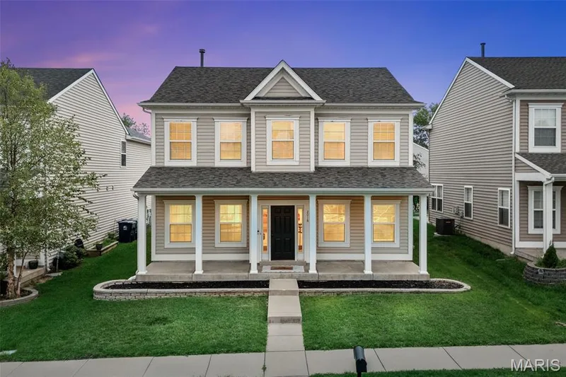 2018 Village Glen Drive, Wentzville, MO — listing photo 1