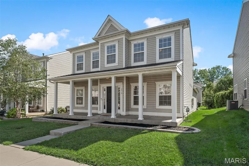 2018 Village Glen Drive, Wentzville, MO 63385 — listing photo 5 of 51