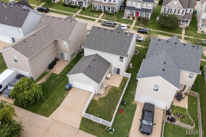 2018 Village Glen Drive, Wentzville, MO 63385 — listing photo 44 of 51