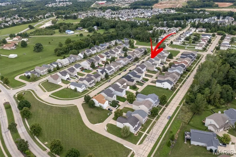 2018 Village Glen Drive, Wentzville, MO 63385 — listing photo 47 of 51