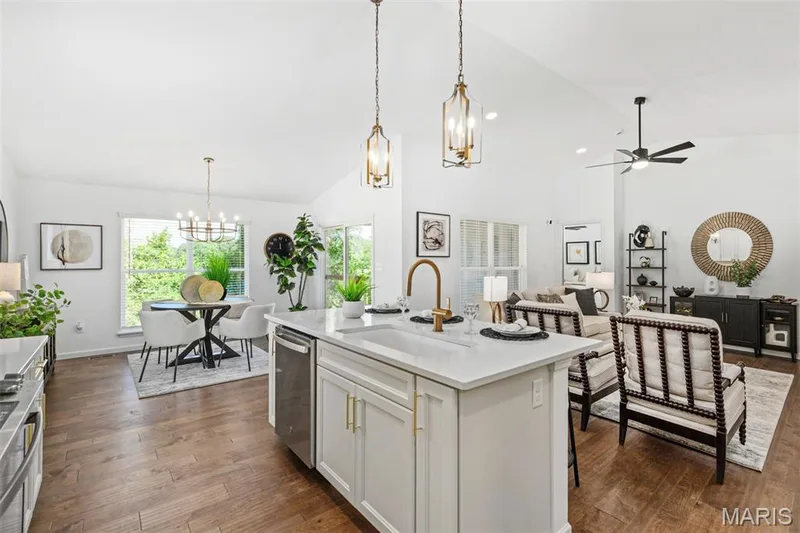 2 Aspen II At Wilmer Crossing, Wentzville, MO 63385 — listing photo 15 of 27