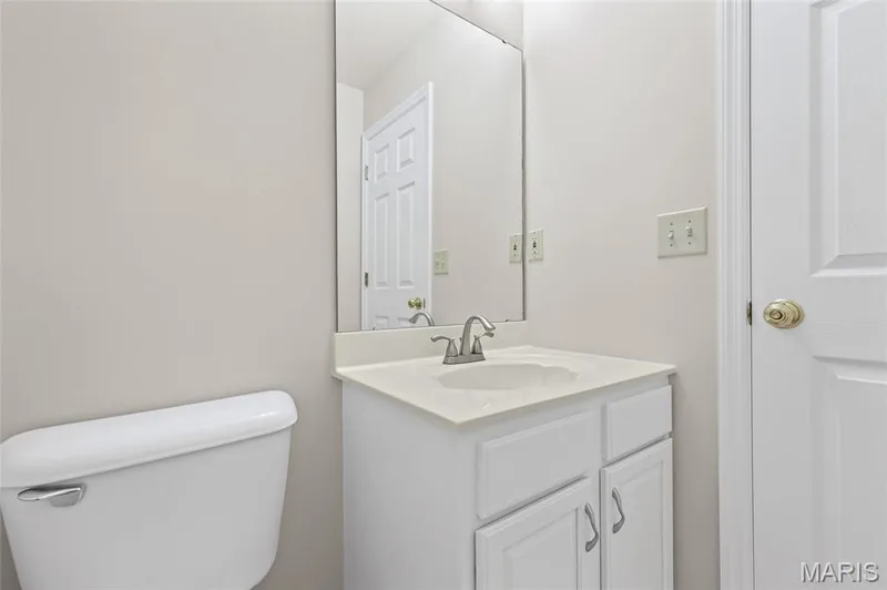 1117 Spring Orchard Drive, O'Fallon, MO 63368 — listing photo 5 of 28
