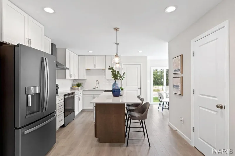 2 Georgetown at Harvest Townhome, O'Fallon, MO 63385 — listing photo 7 of 23