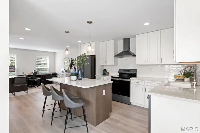 2 Georgetown at Harvest Townhome, O'Fallon, MO 63385 — listing photo 9 of 23