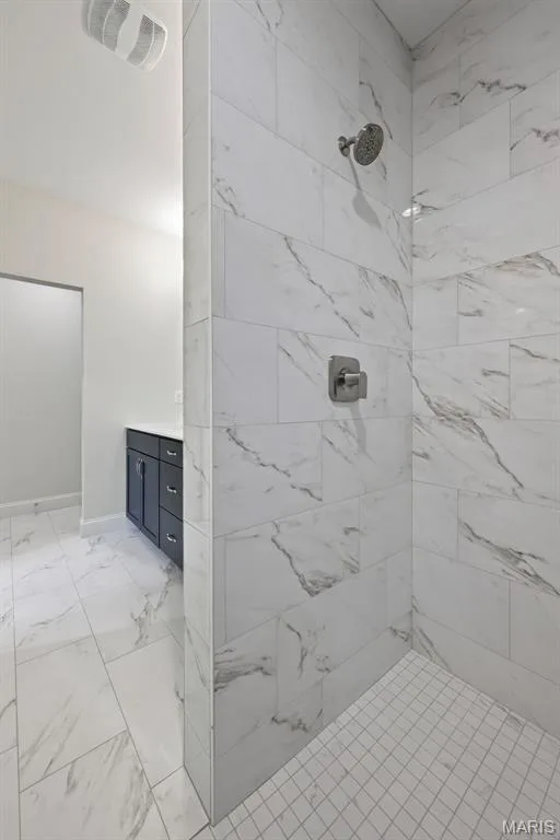 Zero Threshold Walk In Shower — 149 Haven Ridge Court, Dardenne Prairie, MO 63368