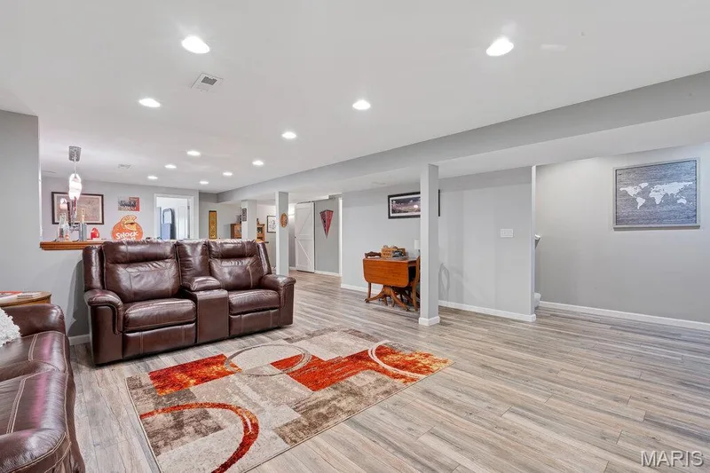 211 Discovery Village Circle, Wentzville, MO 63385 — listing photo 32 of 48