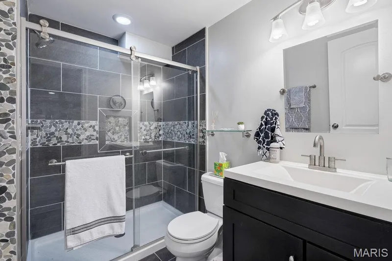 211 Discovery Village Circle, Wentzville, MO 63385 — listing photo 35 of 48
