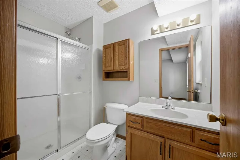 4241 Golden Wheat Drive, St Charles, MO 63304 — listing photo 10 of 25