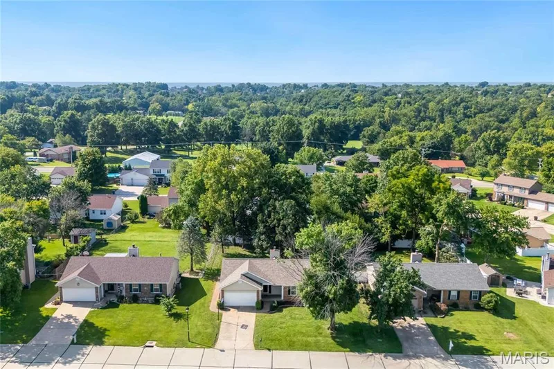 4241 Golden Wheat Drive, St Charles, MO 63304 — listing photo 21 of 25
