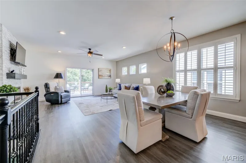 1039 Silo Bend Drive, Wentzville, MO 63385 — listing photo 8 of 43