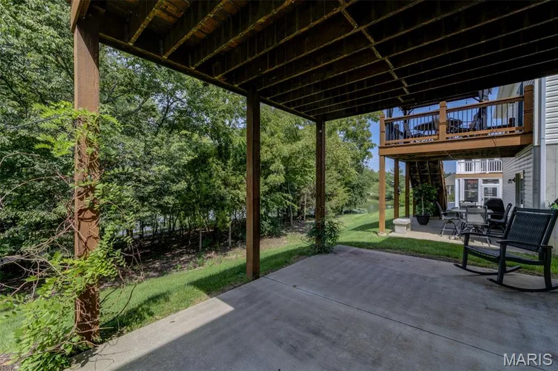 1039 Silo Bend Drive, Wentzville, MO 63385 — listing photo 33 of 43