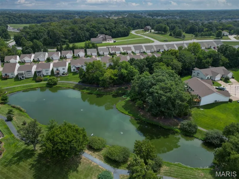 1039 Silo Bend Drive, Wentzville, MO 63385 — listing photo 38 of 43